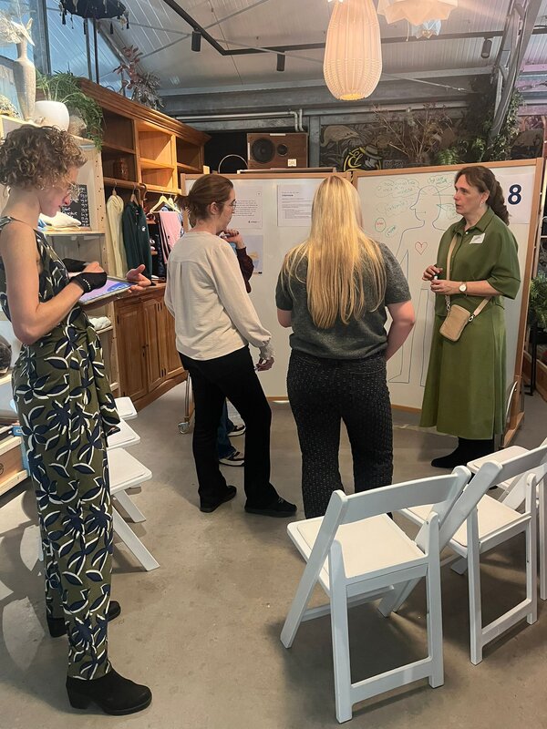 PHOTO 2025 11 06 08 17 29 2