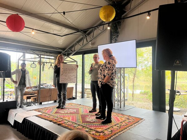 PHOTO 2025 11 06 08 17 29